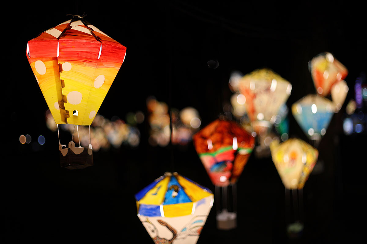 ランタンが彩る、鐵花村の夜時間