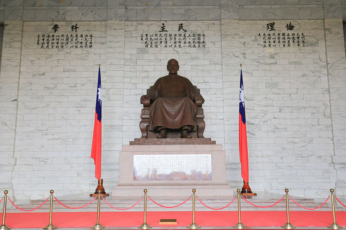 pic_chiang-kai-shek-memorial-hall10.jpg