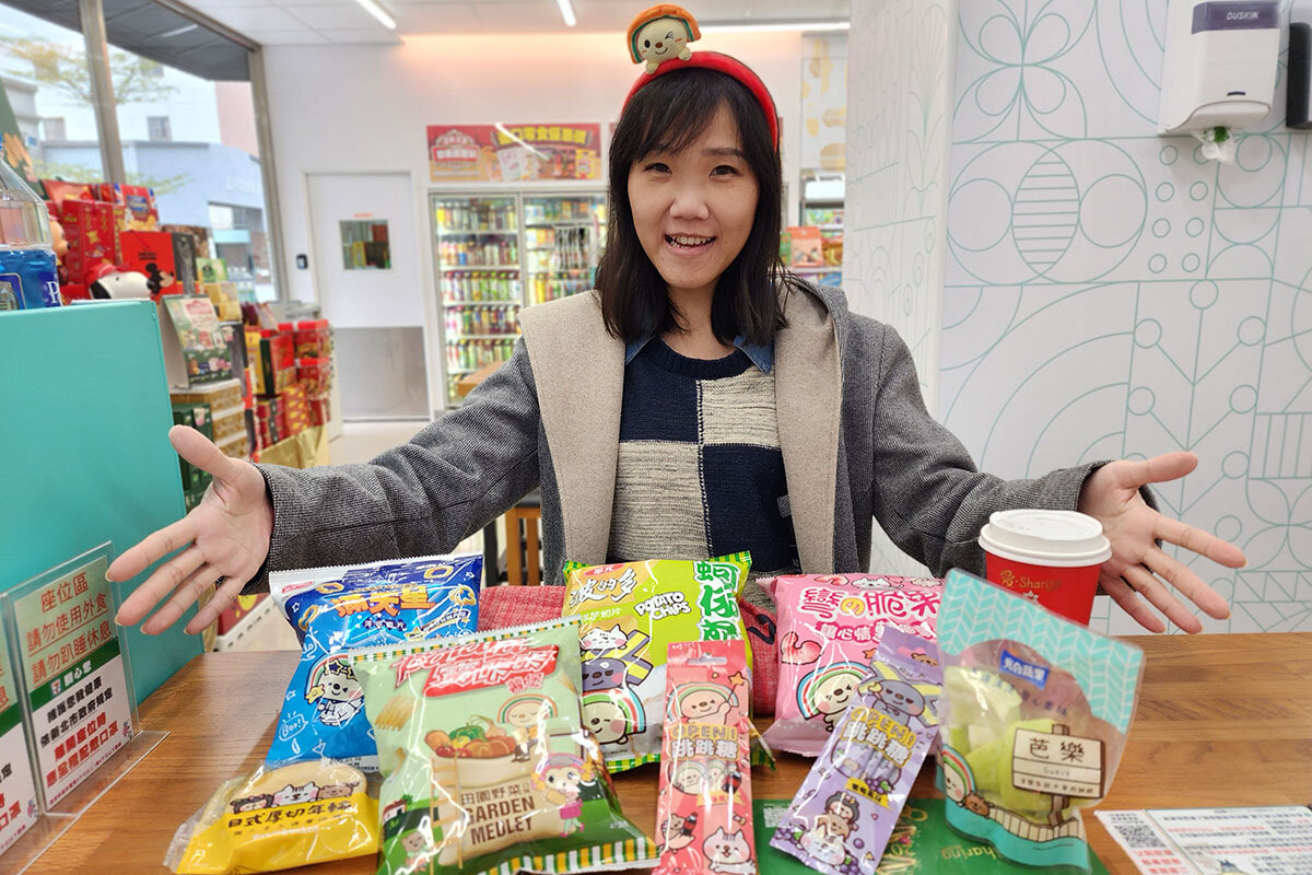 台湾セブンイレブン限定のOPENちゃんパッケージのお菓子