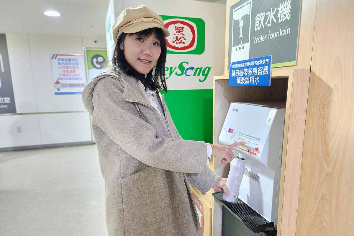 台湾には駅や学校、ホテルなど様々な場所にウォーターサーバーが設置されている！